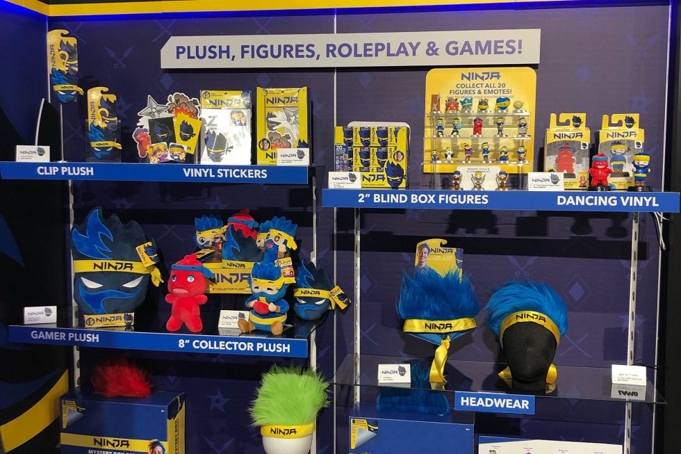 (c) Wicked Cool Toys
