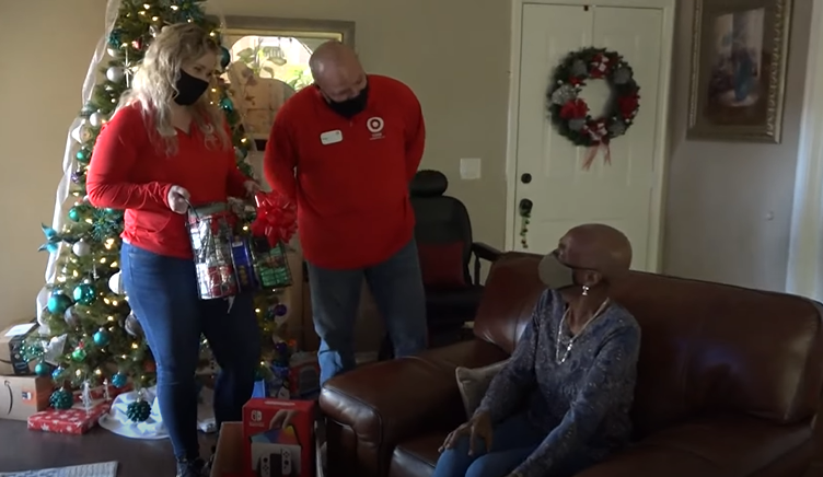 La abuela regalará las consolas a sus nietos